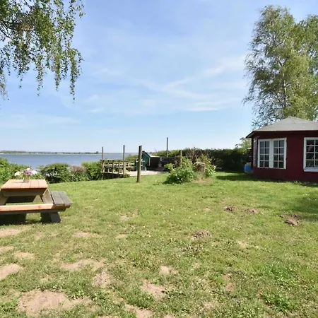 Seeheim Ferienobjekt Direkt Am Wasser Ovs 692 Apartment