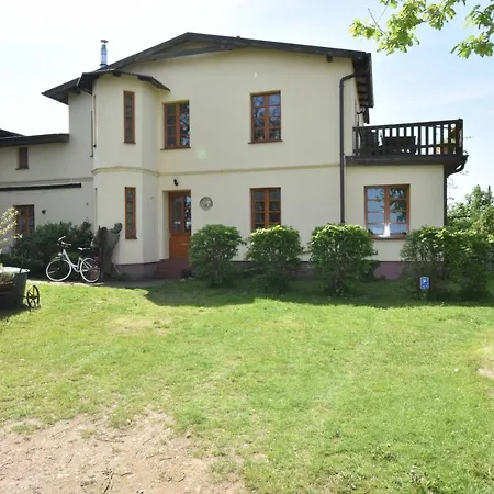 Seeheim Ferienobjekt Direkt Am Wasser Ovs 692 * Gustow (Nordwestmecklenburg)