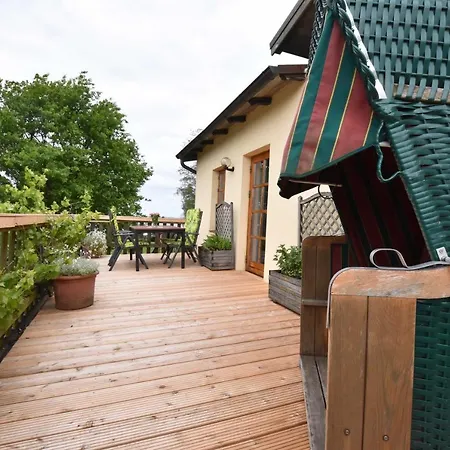 Seeheim Ferienobjekt Direkt Am Wasser Ovs 692 * Gustow (Nordwestmecklenburg)