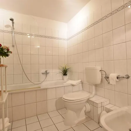 Seeheim Ferienobjekt Direkt Am Wasser Ovs 692 *