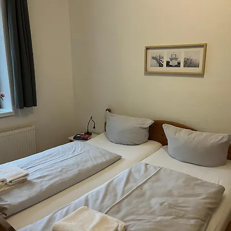 Seeheim Ferienobjekt Direkt Am Wasser Ovs 692 Apartment *